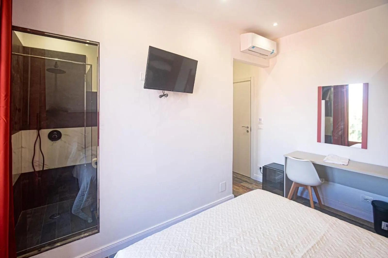 Ricci 16 - Suite & Rooms Livourne 0*,  Italie