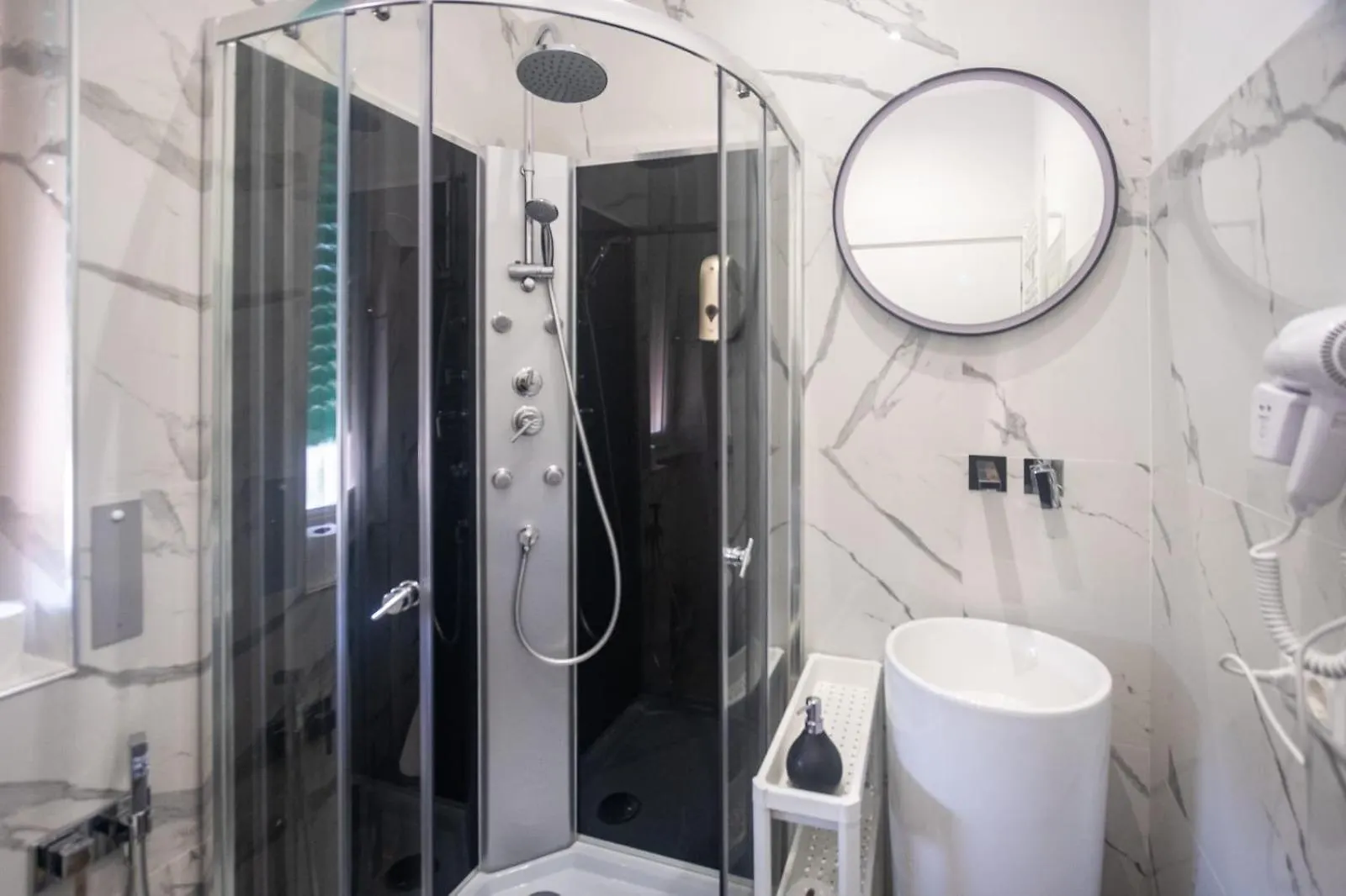 Maison d'hôtes Ricci 16 - Suite & Rooms Livourne Italie