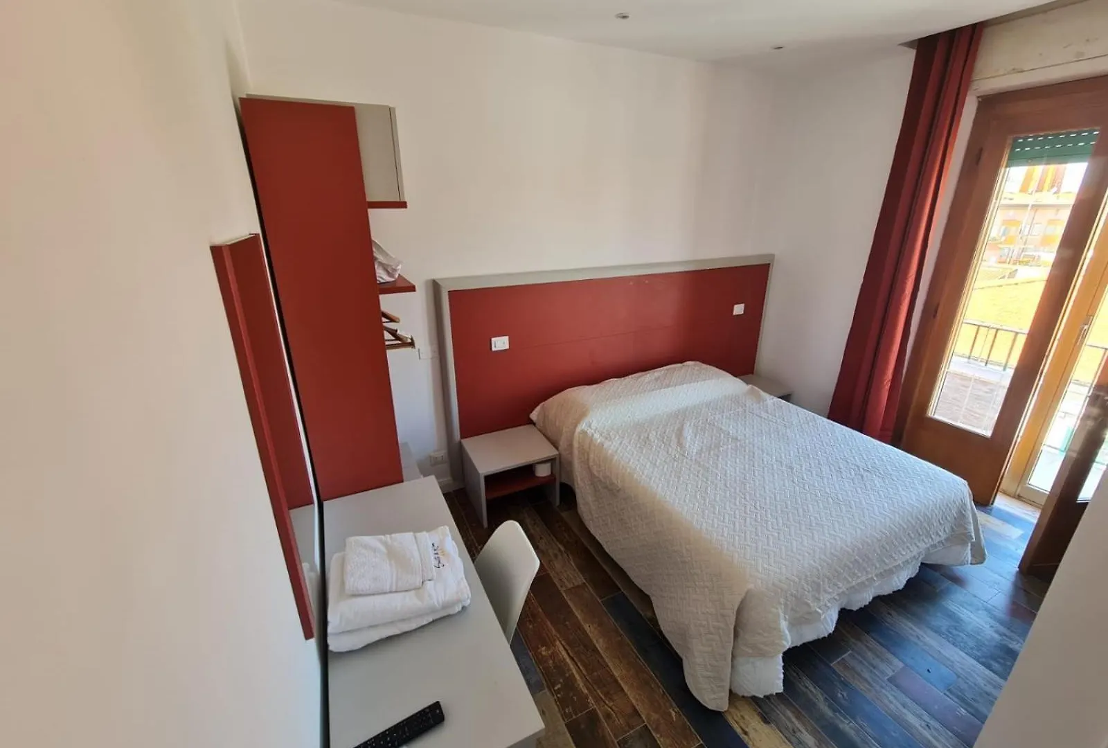Ricci 16 - Suite & Rooms Livourne Maison d'hôtes